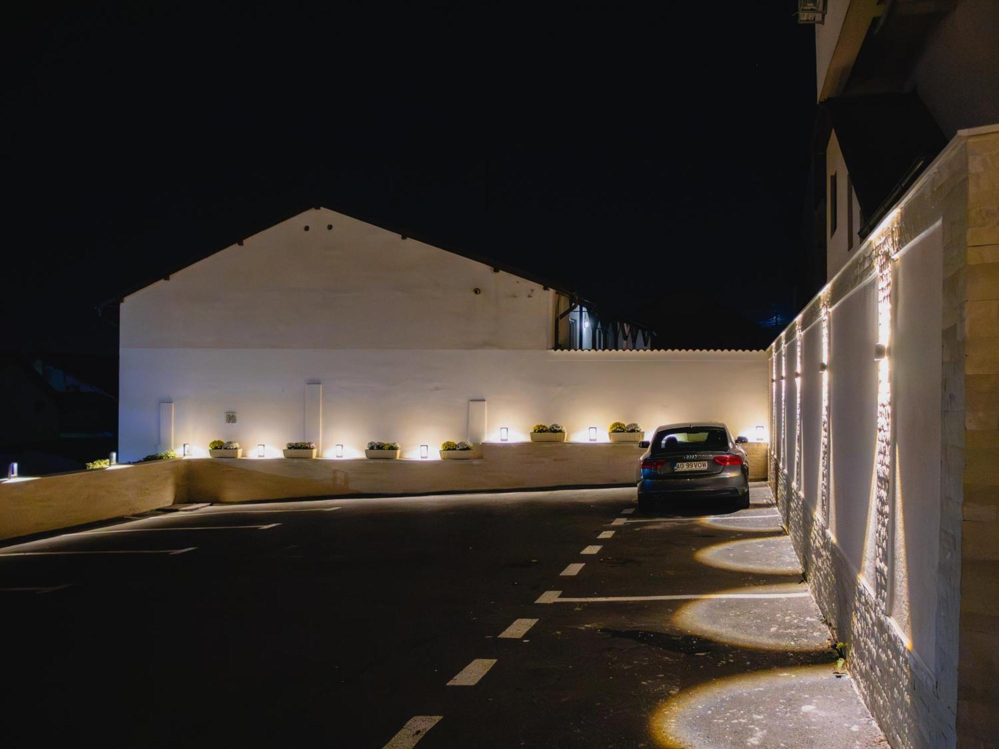Casa Munteneasca Alessandro Piteşti Exterior foto